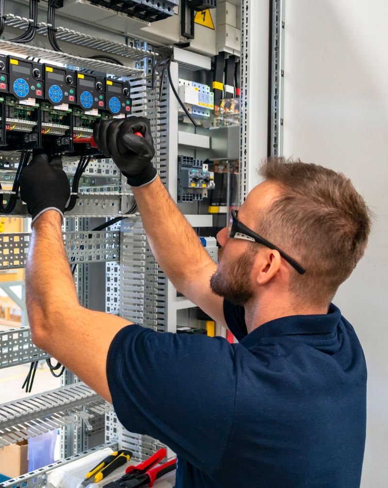 Elektriker sameier